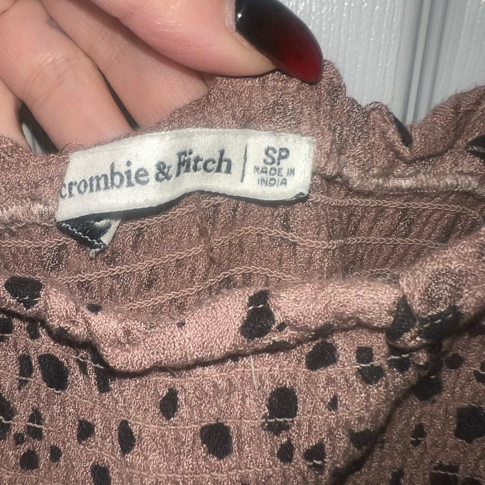 Abercrombie and Fitch leopard jumpsuit - Picture 3 of 4